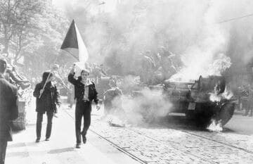 Invaze v roce 1968 v československé a v sovětské perspektivě